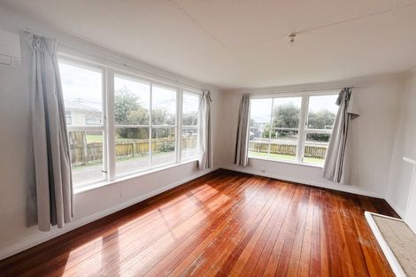 Photo of property in 3 Matai Place, Otaki, 5512