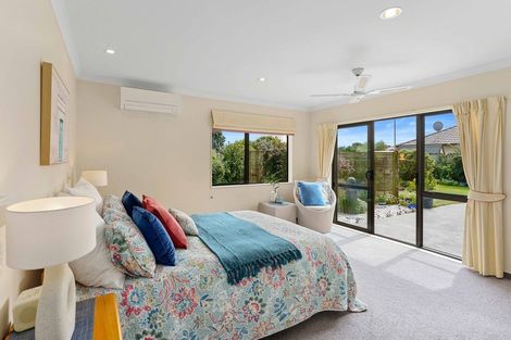 Photo of property in 166 Milne Drive, Paraparaumu, 5032