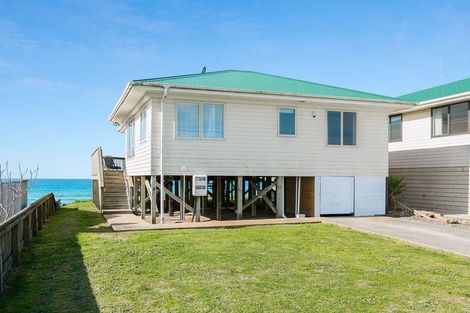 Photo of property in 189 Pukehina Parade, Pukehina, Te Puke, 3189