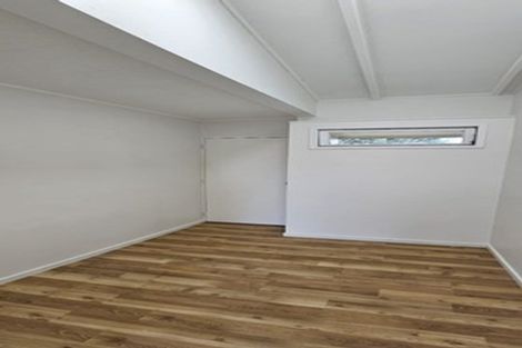 Photo of property in 2 Tuna Place, Manurewa, Auckland, 2102