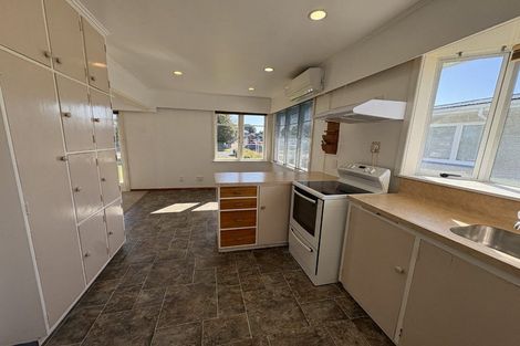 Photo of property in 15 Wycliffe Street, Onekawa, Napier, 4110