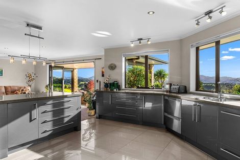 Photo of property in 97 West Ridge Road, Maunu, Whangarei, 0110