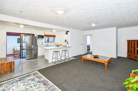 Photo of property in 2/79 Cambridge Terrace, Papatoetoe, Auckland, 2025