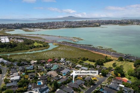 Photo of property in 134 Exmouth Road, Northcote, Auckland, 0627