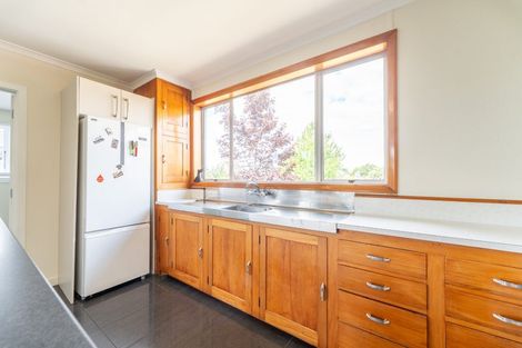 Photo of property in 35 Avenue Road, West End, Timaru, 7910