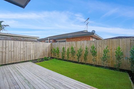 Photo of property in 2/6 George Street, Mangere East, Auckland, 2024