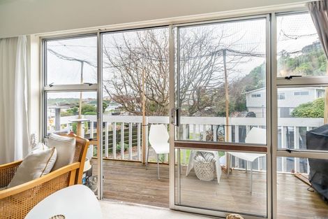 Photo of property in 6 Spey Place, Papakowhai, Porirua, 5024