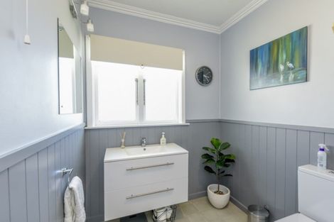 Photo of property in 27 Hannan Street, Levin, 5510