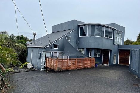 Photo of property in 6 Channel View Road, Campbells Bay, Auckland, 0630