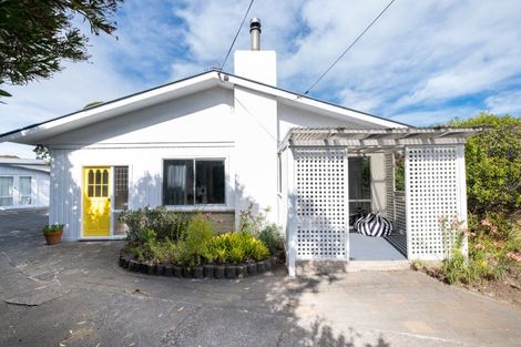 Photo of property in 2 O'connell Road, Bay View, Napier, 4104