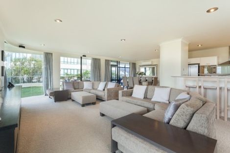 Photo of property in Mount Royal, 21a Maunganui Road, Mount Maunganui, 3116