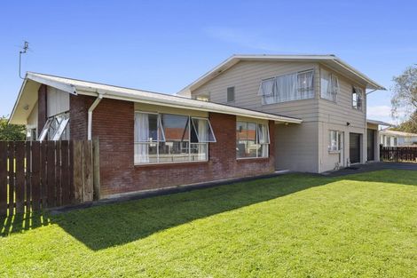 Photo of property in 16 Strange Street, Waitara, 4320