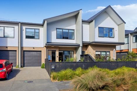 Photo of property in 10b Windlass Street, Long Bay, Auckland, 0630