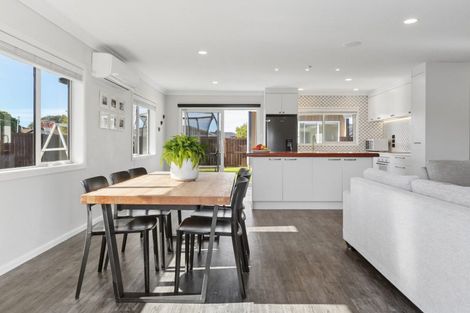 Photo of property in 1 Aldermen Avenue, Papamoa Beach, Papamoa, 3118