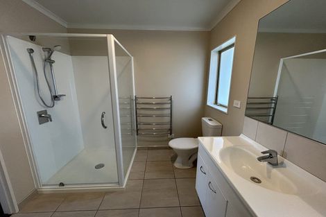 Photo of property in 237a Titirangi Road, Titirangi, Auckland, 0604