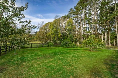 Photo of property in 685 Inland Road, Helensville, 0875