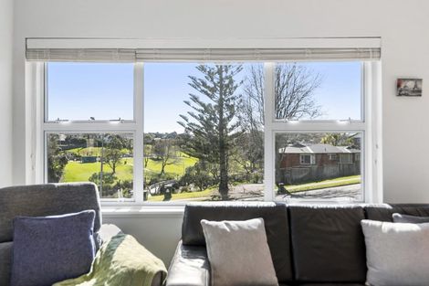 Photo of property in 80 Glencoe Road, Browns Bay, Auckland, 0630