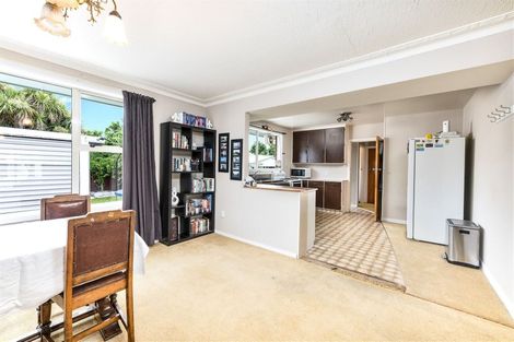 Photo of property in 12 Renwick Place, Hillmorton, Christchurch, 8025