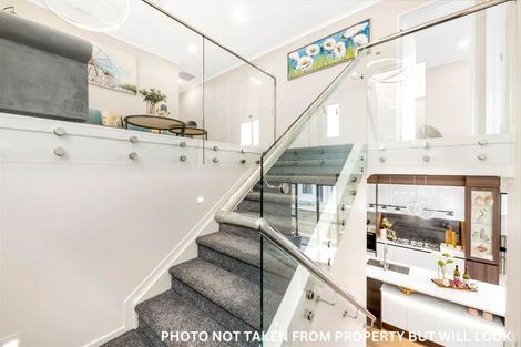 Photo of property in 3 Sagitta Drive, Flat Bush, Auckland, 2019