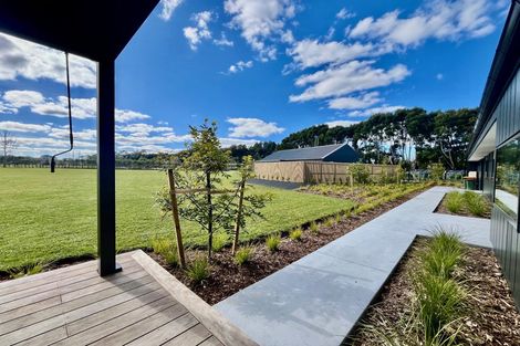 Photo of property in 49 Three Oaks Drive, Dairy Flat, 0794