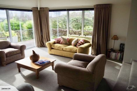 Photo of property in 8 Rhodesvale Terrace, Cashmere, Christchurch, 8022