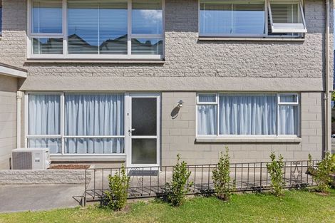 Photo of property in 2/121a Papanui Road, Merivale, Christchurch, 8014