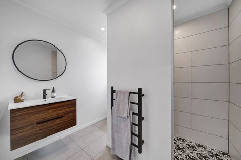 Photo of property in 71 Cyrus Street, Whalers Gate, New Plymouth, 4310