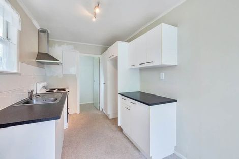 Photo of property in 13a Ribblesdale Road, Henderson, Auckland, 0612