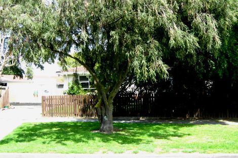 Photo of property in 15 Leicester Crescent, Hoon Hay, Christchurch, 8025