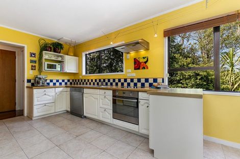 Photo of property in 2/41 Lyons Avenue, Murrays Bay, Auckland, 0630