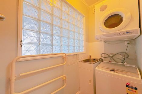 Photo of property in 14b Glenmore Street, Thorndon, Wellington, 6011