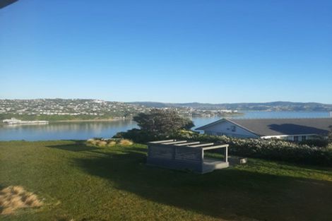 Photo of property in 23uc6 Rangitane Street, Maupuia, Wellington, 6022