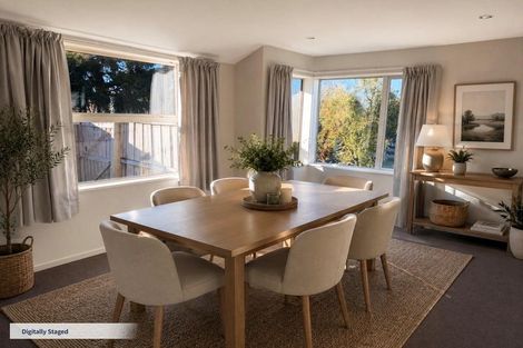 Photo of property in 144c High Street, Oxford, 7430