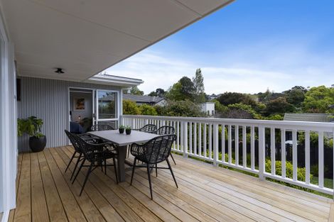 Photo of property in 2/16 Castleton Drive, Howick, Auckland, 2014