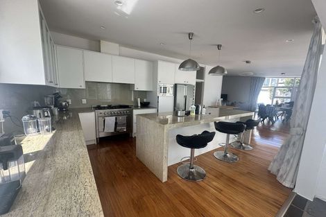 Photo of property in 15 Fancourt Street, Karori, Wellington, 6012