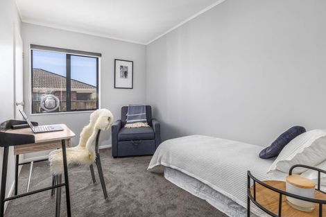 Photo of property in 21a Dennis Taylor Court, Paraparaumu, 5032