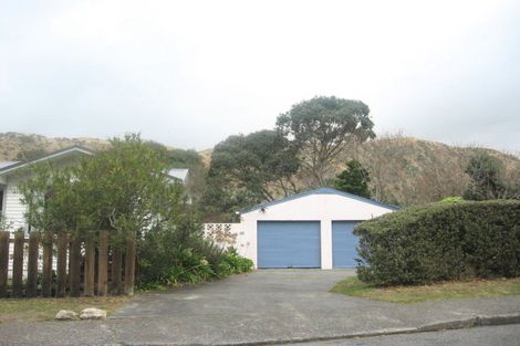 Photo of property in 4 Tarawa Street, Paekakariki, 5034