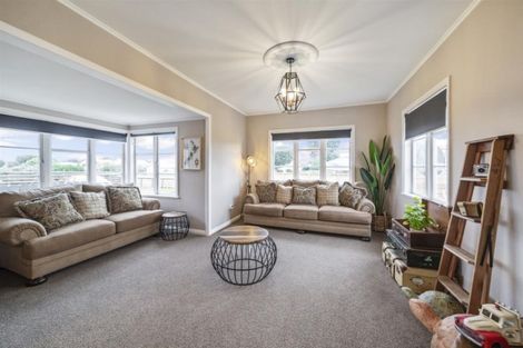 Photo of property in 38 Dixon Avenue, Hawera, 4610