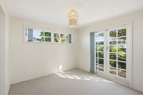 Photo of property in 6 Teoti Street, Paraparaumu Beach, Paraparaumu, 5032