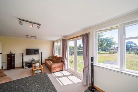 Photo of property in 84 Cook Street, Marfell, New Plymouth, 4310
