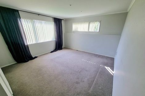 Photo of property in 74 Oakway Drive, Schnapper Rock, Auckland, 0632