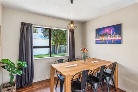 Photo of property in 37 Campbell Avenue, Paraparaumu, 5032