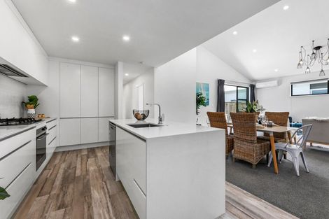 Photo of property in 26 Knightia Drive, Papamoa Beach, Papamoa, 3118