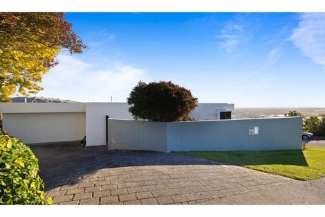 Photo of property in 72 Cannon Hill Crescent, Mount Pleasant, Christchurch, 8081