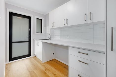 Photo of property in 8 Canary Way, Whitby, Porirua, 5024