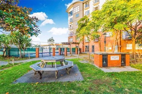 Photo of property in 3i/10 Crown Lynn Place, New Lynn, Auckland, 0600