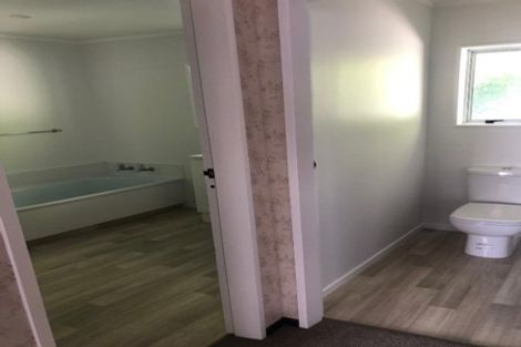 Photo of property in 70b Rimu Street, Waikanae, 5036