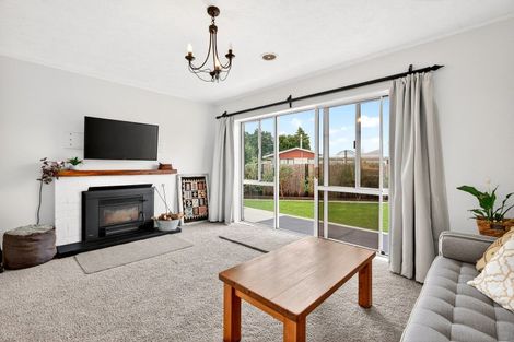 Photo of property in 3 Feist Street, Carterton, 5713