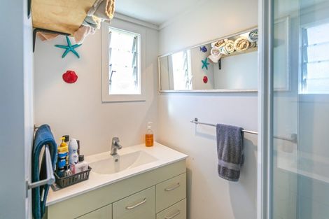 Photo of property in 224 Tui Road, Whangamata, 3620