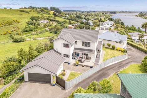 Photo of property in 70 Hipango Terrace, Durie Hill, Whanganui, 4500